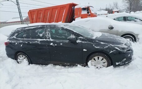 Opel Astra K, 2019 год, 1 030 000 рублей, 12 фотография