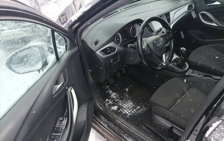 Opel Astra K, 2019 год, 1 030 000 рублей, 13 фотография