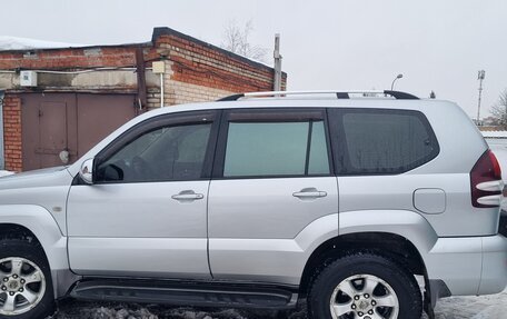 Toyota Land Cruiser Prado 120 рестайлинг, 2005 год, 1 700 000 рублей, 3 фотография