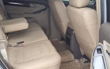 Toyota Land Cruiser Prado 120 рестайлинг, 2005 год, 1 700 000 рублей, 13 фотография