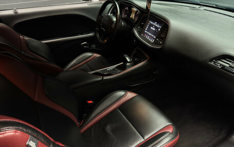 Dodge Challenger III рестайлинг 2, 2019 год, 6 500 000 рублей, 11 фотография