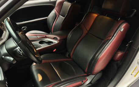 Dodge Challenger III рестайлинг 2, 2019 год, 6 500 000 рублей, 12 фотография