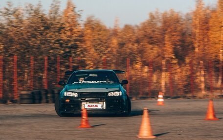 Nissan Skyline, 1998 год, 1 550 000 рублей, 9 фотография