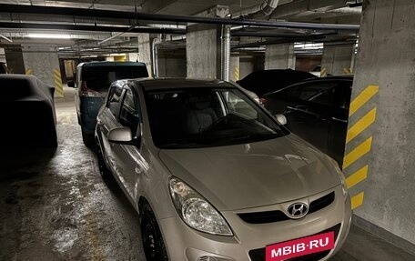Hyundai i20 IB рестайлинг, 2010 год, 750 000 рублей, 12 фотография