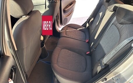 Hyundai i20 IB рестайлинг, 2010 год, 750 000 рублей, 24 фотография