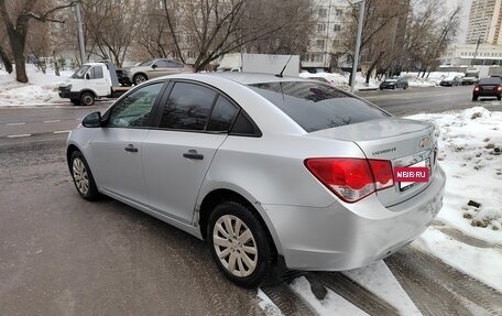 Chevrolet Cruze II, 2010 год, 450 000 рублей, 4 фотография