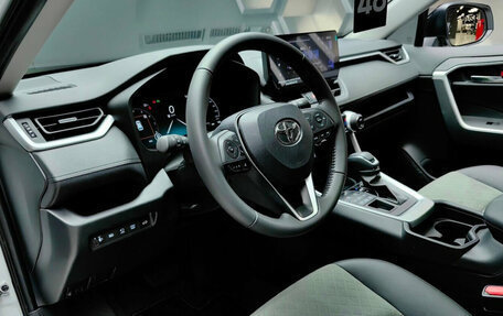 Toyota RAV4, 2025 год, 4 300 000 рублей, 10 фотография