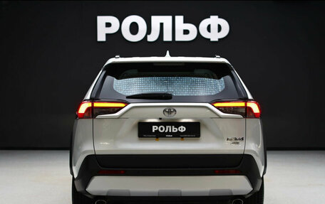 Toyota RAV4, 2025 год, 4 300 000 рублей, 4 фотография