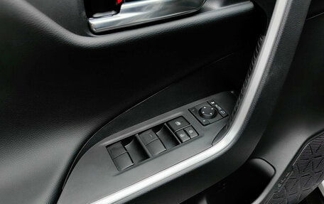 Toyota RAV4, 2025 год, 4 300 000 рублей, 15 фотография