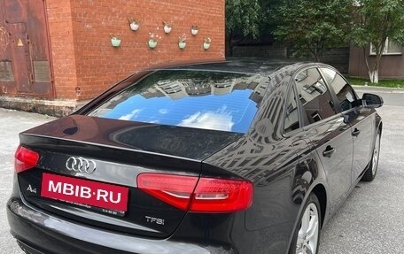 Audi A4, 2015 год, 1 800 000 рублей, 10 фотография