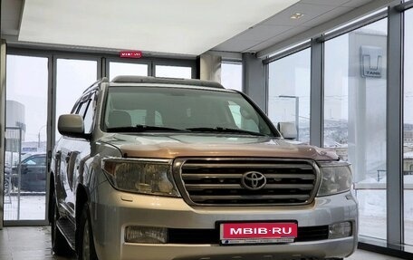 Toyota Land Cruiser 200, 2010 год, 2 590 000 рублей, 1 фотография