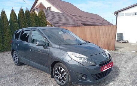 Renault Scenic III, 2010 год, 680 000 рублей, 2 фотография