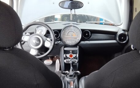 MINI Hatch, 2010 год, 850 000 рублей, 8 фотография