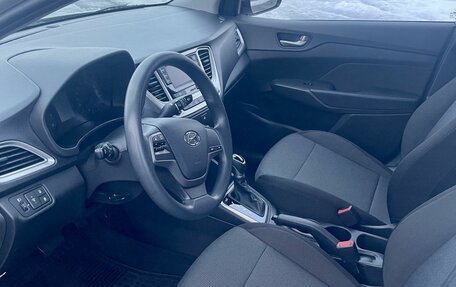 Hyundai Solaris II рестайлинг, 2019 год, 1 635 000 рублей, 10 фотография