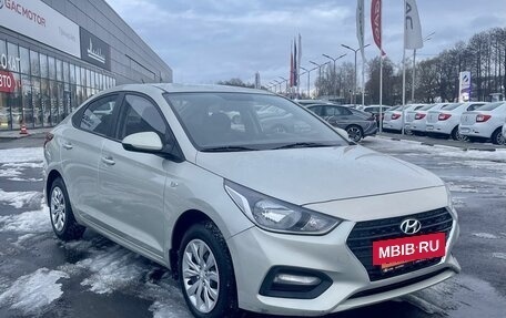 Hyundai Solaris II рестайлинг, 2019 год, 1 635 000 рублей, 3 фотография