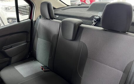 Renault Logan II, 2019 год, 1 295 000 рублей, 10 фотография