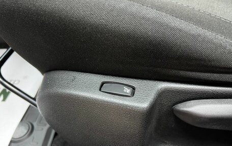 Renault Logan II, 2019 год, 1 295 000 рублей, 17 фотография