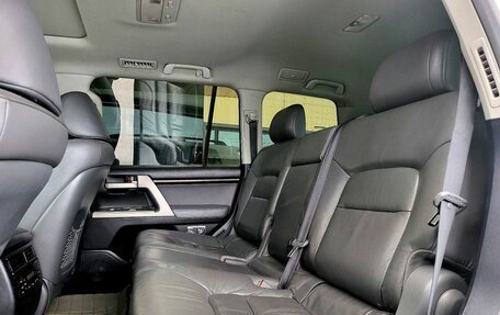 Toyota Land Cruiser 200, 2010 год, 2 590 000 рублей, 11 фотография