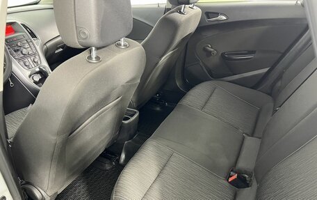 Opel Astra J, 2012 год, 880 000 рублей, 11 фотография