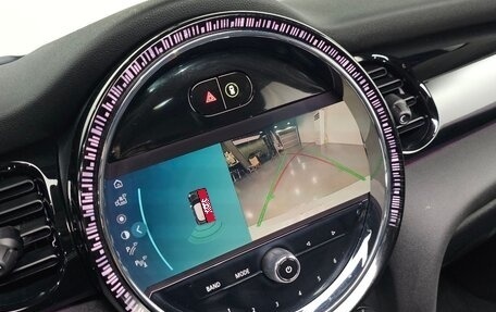 MINI Hatch, 2023 год, 1 800 000 рублей, 15 фотография