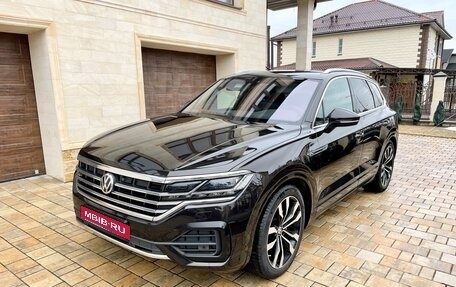 Volkswagen Touareg III, 2018 год, 4 750 000 рублей, 1 фотография