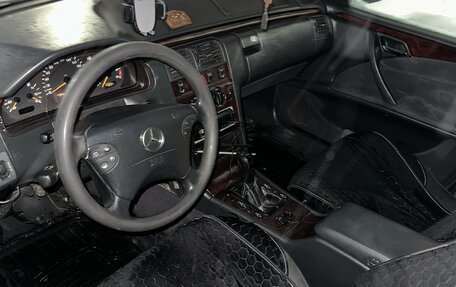 Mercedes-Benz E-Класс, 2000 год, 400 000 рублей, 5 фотография