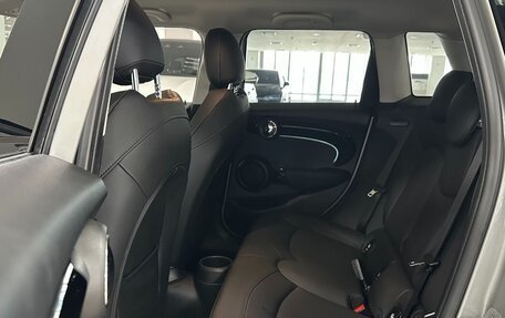 MINI Hatch, 2023 год, 1 840 000 рублей, 10 фотография