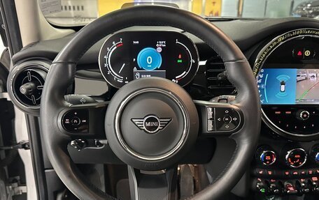 MINI Hatch, 2023 год, 1 840 000 рублей, 15 фотография