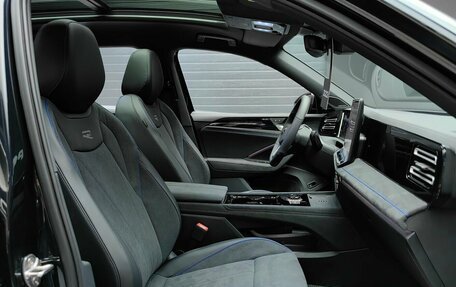 Volkswagen Tiguan, 2025 год, 5 050 000 рублей, 29 фотография