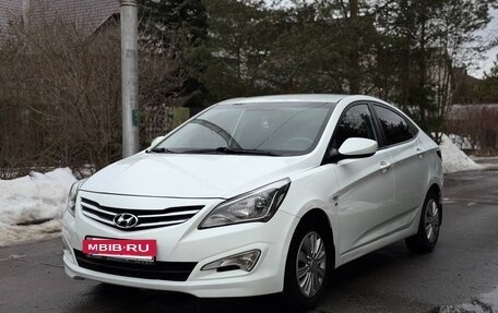 Hyundai Solaris II рестайлинг, 2014 год, 1 080 000 рублей, 4 фотография