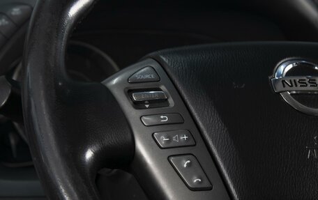 Nissan Patrol, 2011 год, 1 940 000 рублей, 16 фотография