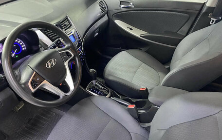 Hyundai Solaris II рестайлинг, 2013 год, 967 200 рублей, 9 фотография