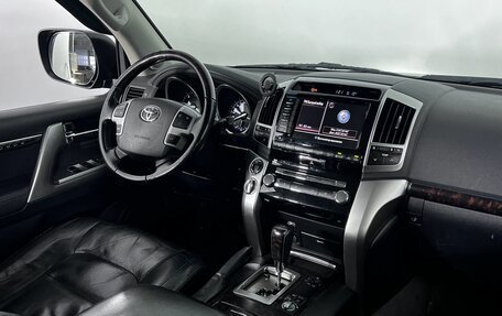 Toyota Land Cruiser 200, 2012 год, 3 650 000 рублей, 11 фотография