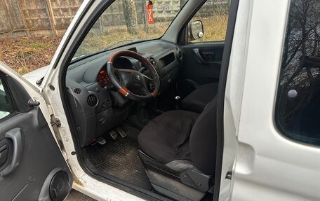 Peugeot Partner II рестайлинг 2, 2004 год, 350 000 рублей, 5 фотография