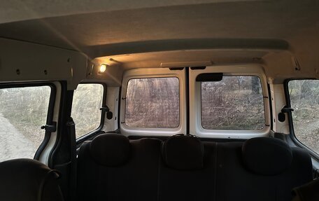 Peugeot Partner II рестайлинг 2, 2004 год, 350 000 рублей, 6 фотография