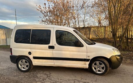 Peugeot Partner II рестайлинг 2, 2004 год, 350 000 рублей, 16 фотография