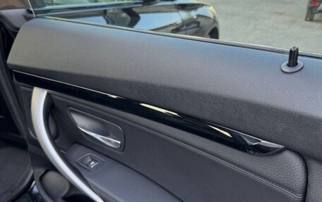 BMW 3 серия, 2018 год, 2 700 000 рублей, 15 фотография