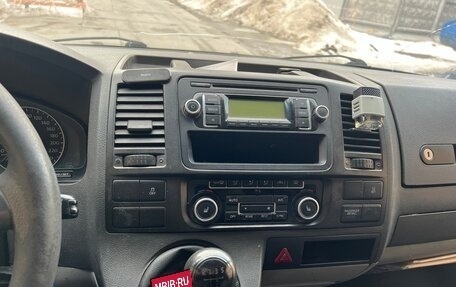 Volkswagen Caravelle T5, 2013 год, 1 750 000 рублей, 7 фотография