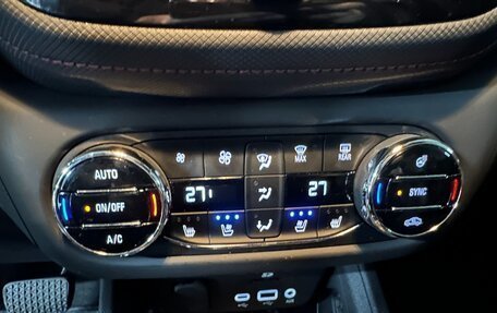 Chevrolet TrailBlazer, 2023 год, 1 600 000 рублей, 10 фотография