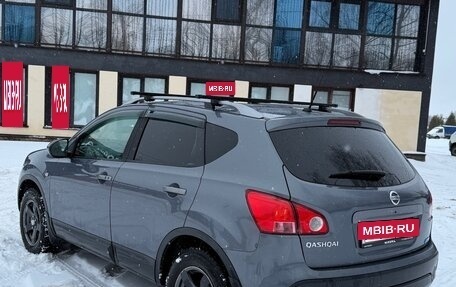 Nissan Qashqai, 2008 год, 700 000 рублей, 2 фотография