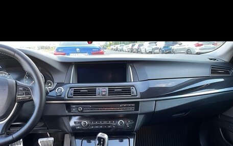 BMW 5 серия, 2013 год, 2 100 000 рублей, 3 фотография