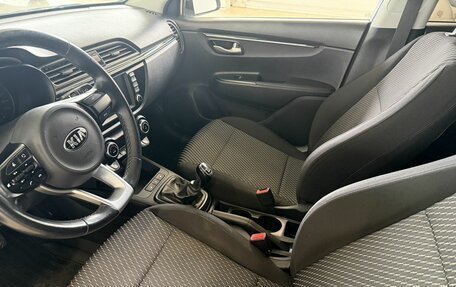 KIA Rio IV, 2018 год, 1 230 000 рублей, 7 фотография