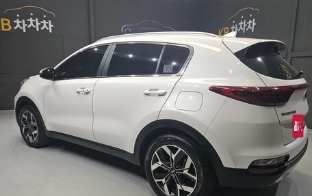 KIA Sportage IV рестайлинг, 2022 год, 1 670 000 рублей, 3 фотография