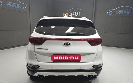 KIA Sportage IV рестайлинг, 2022 год, 1 670 000 рублей, 4 фотография