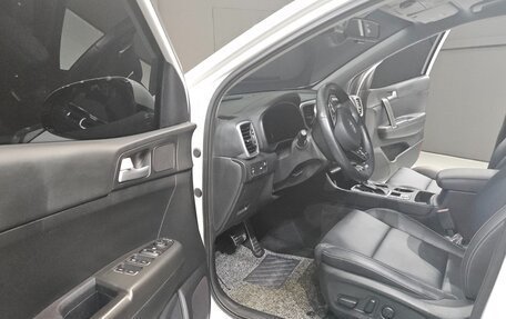 KIA Sportage IV рестайлинг, 2022 год, 1 670 000 рублей, 11 фотография