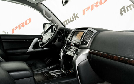 Toyota Land Cruiser 200, 2012 год, 3 745 000 рублей, 15 фотография