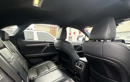 Lexus RX IV рестайлинг, 2017 год, 4 250 000 рублей, 9 фотография