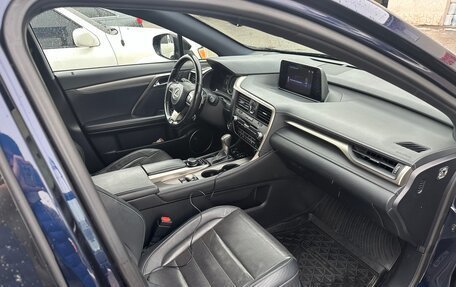 Lexus RX IV рестайлинг, 2017 год, 4 250 000 рублей, 6 фотография