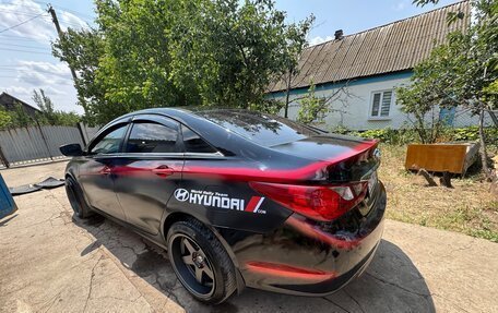 Hyundai Sonata VI, 2011 год, 1 100 000 рублей, 4 фотография