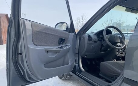 Hyundai Accent II, 2004 год, 225 000 рублей, 10 фотография